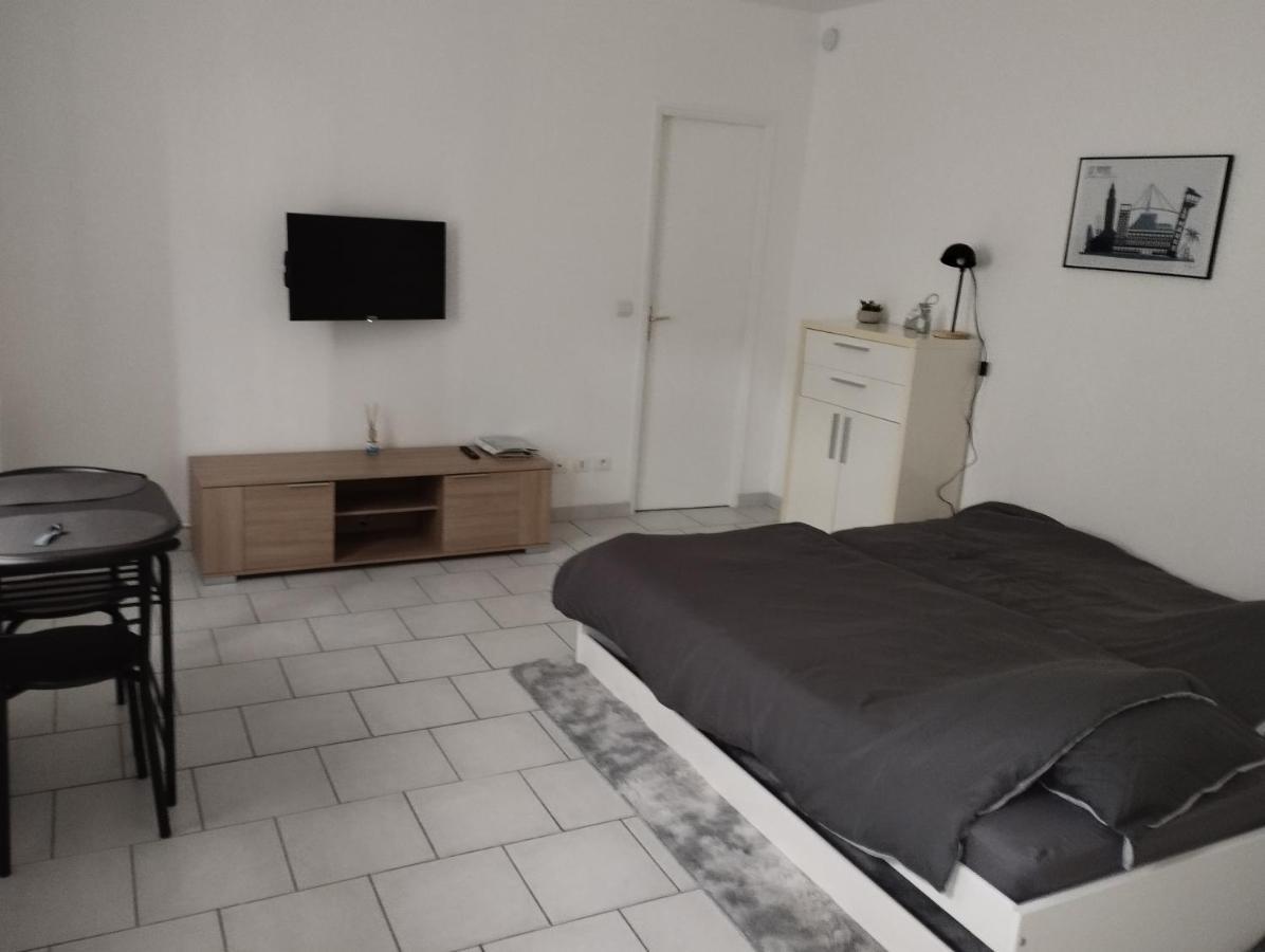 Charmant Studio Canape Lit Netflix Prime Video Dazn Wifi Гавр Екстер'єр фото